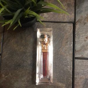 NEW!!! Karl Lagerfeld Lip Gloss Shade: Capri